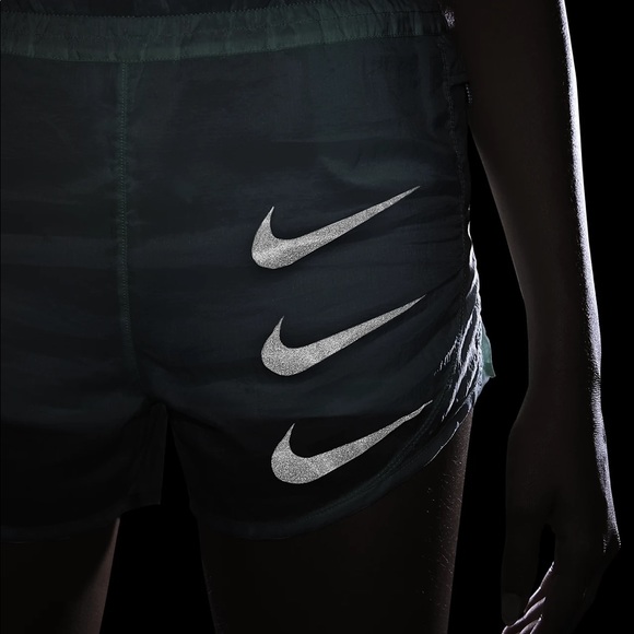 Nike Tempo Luxe 2-In-1 Running Shorts - Picture 9 of 13